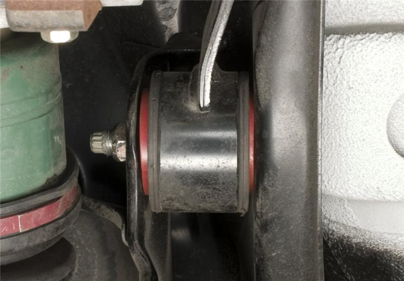 Subaru WRX Diff Subframe Lockdown - Rear - Perrin Performance - Subframe Lockdown Sys - `02-`07